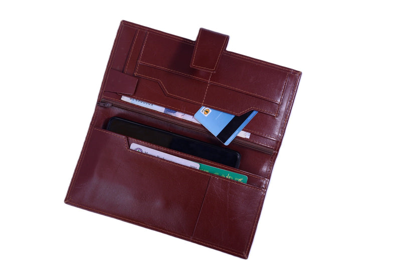 LEATHER TRAVEL WALLET